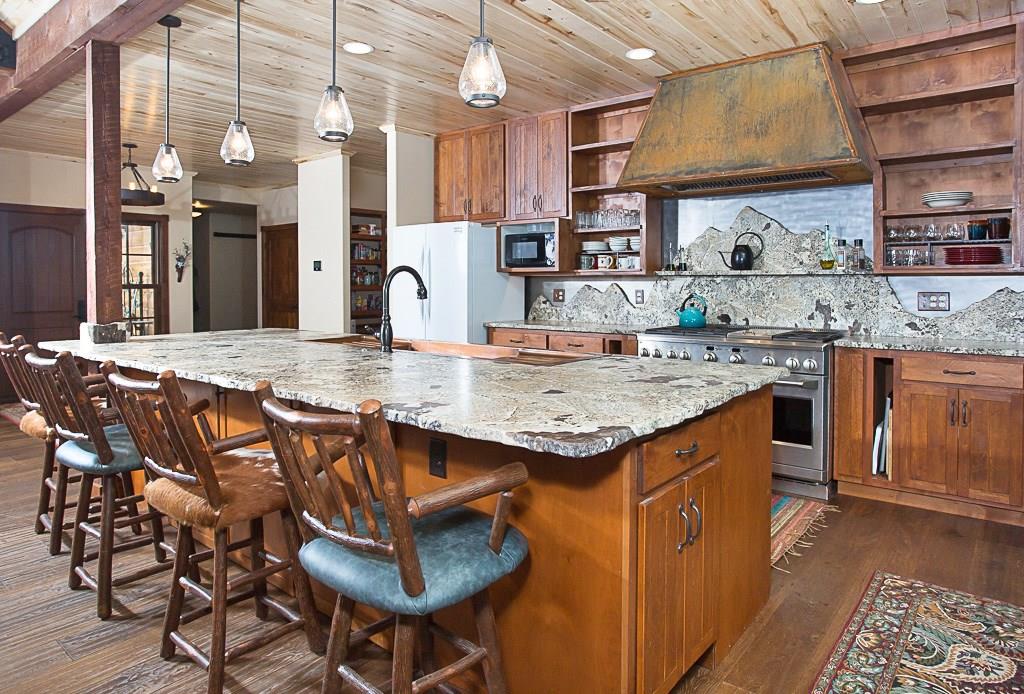 8 Rock Creek Circle