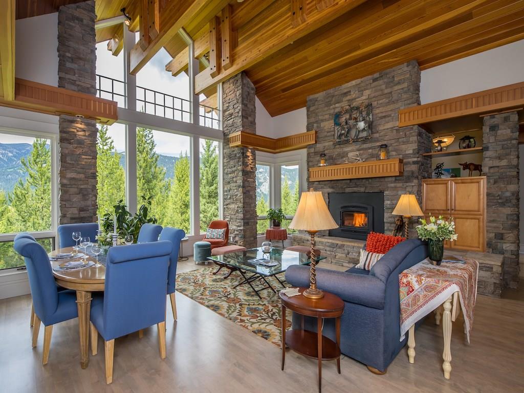 330 Huckleberry Lane