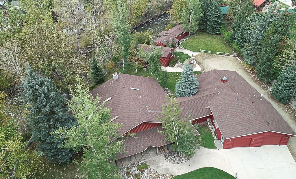 715 Holly Valley Ln