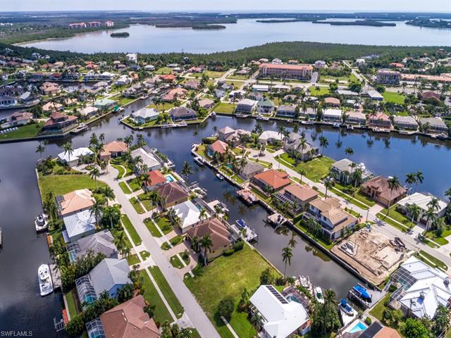 1813 Menorca Ct