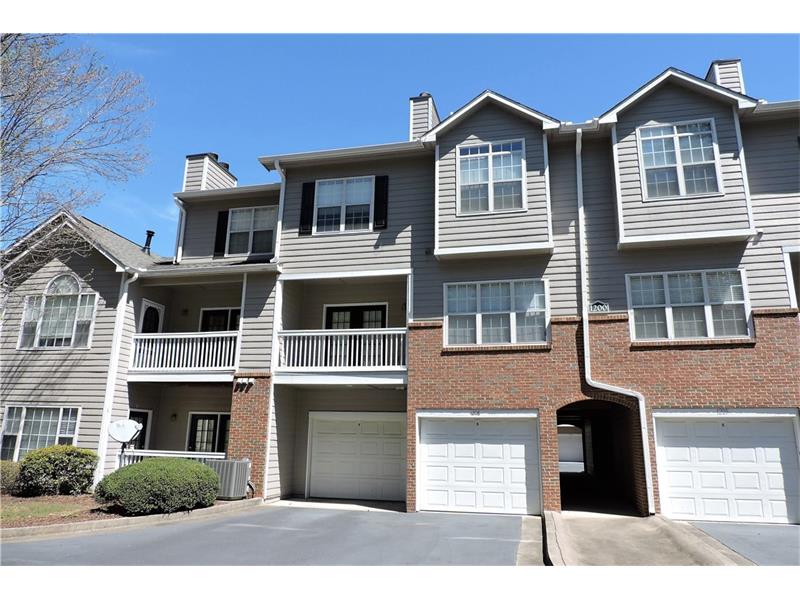 Vinings Forest Townhomes in Smyrna