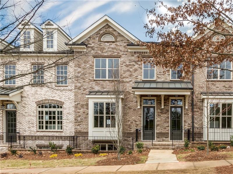 Suwanee Station Townhomes