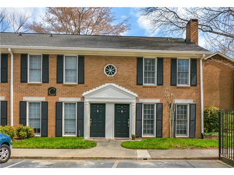 Carlyle Square Condominiums in Atlanta