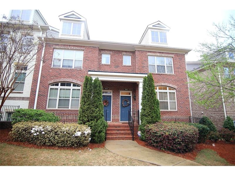 Jamestown Townhomes in Alpharetta, GA