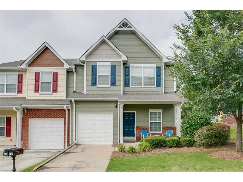 Mill Creek Lakes Townhomes in Buford, Ga