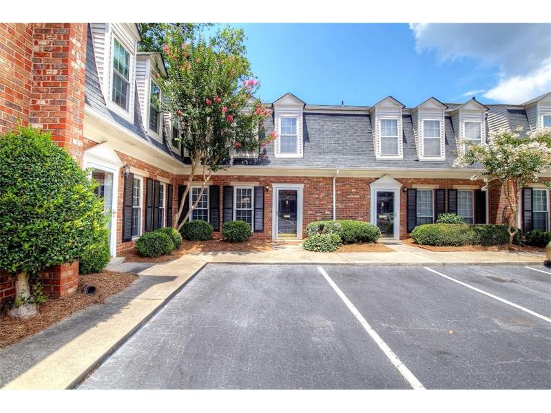 Westover Plantation Townhomes in Buckhead