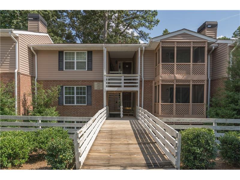 Landings Townhomes (Martins Landing) in Roswell, Ga