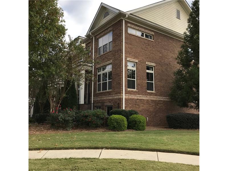 Jamestown Townhomes in Alpharetta, GA