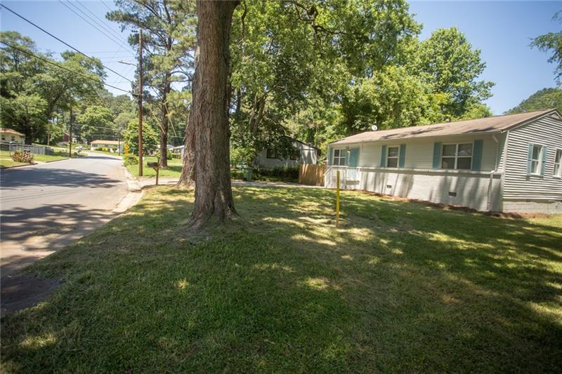 1015 Stonewall Drive SE