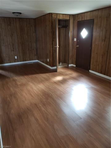 132 Gaslight Ave
