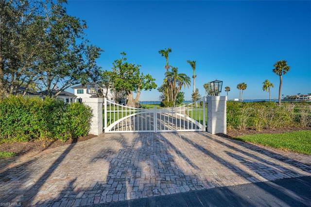 900 Robalo Dr