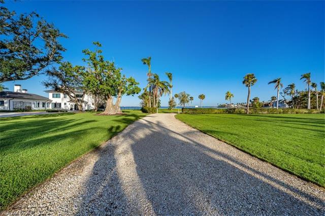 900 Robalo Dr