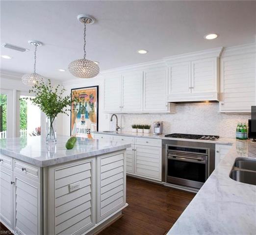 2700 Treasure Ln