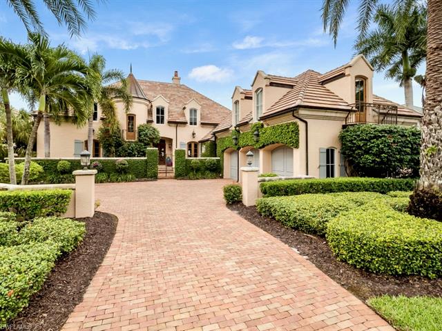 10070 Magnolia Pointe