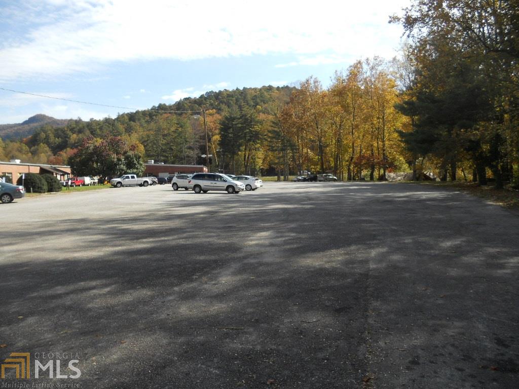 811 Highway 441 N