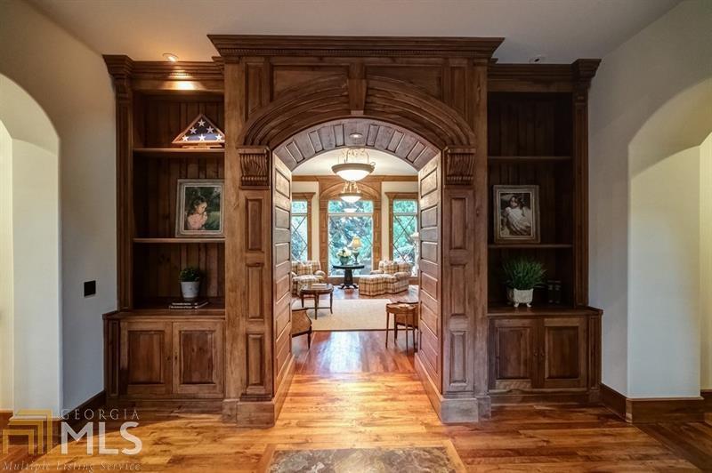 515 Chestnut Rose Ln