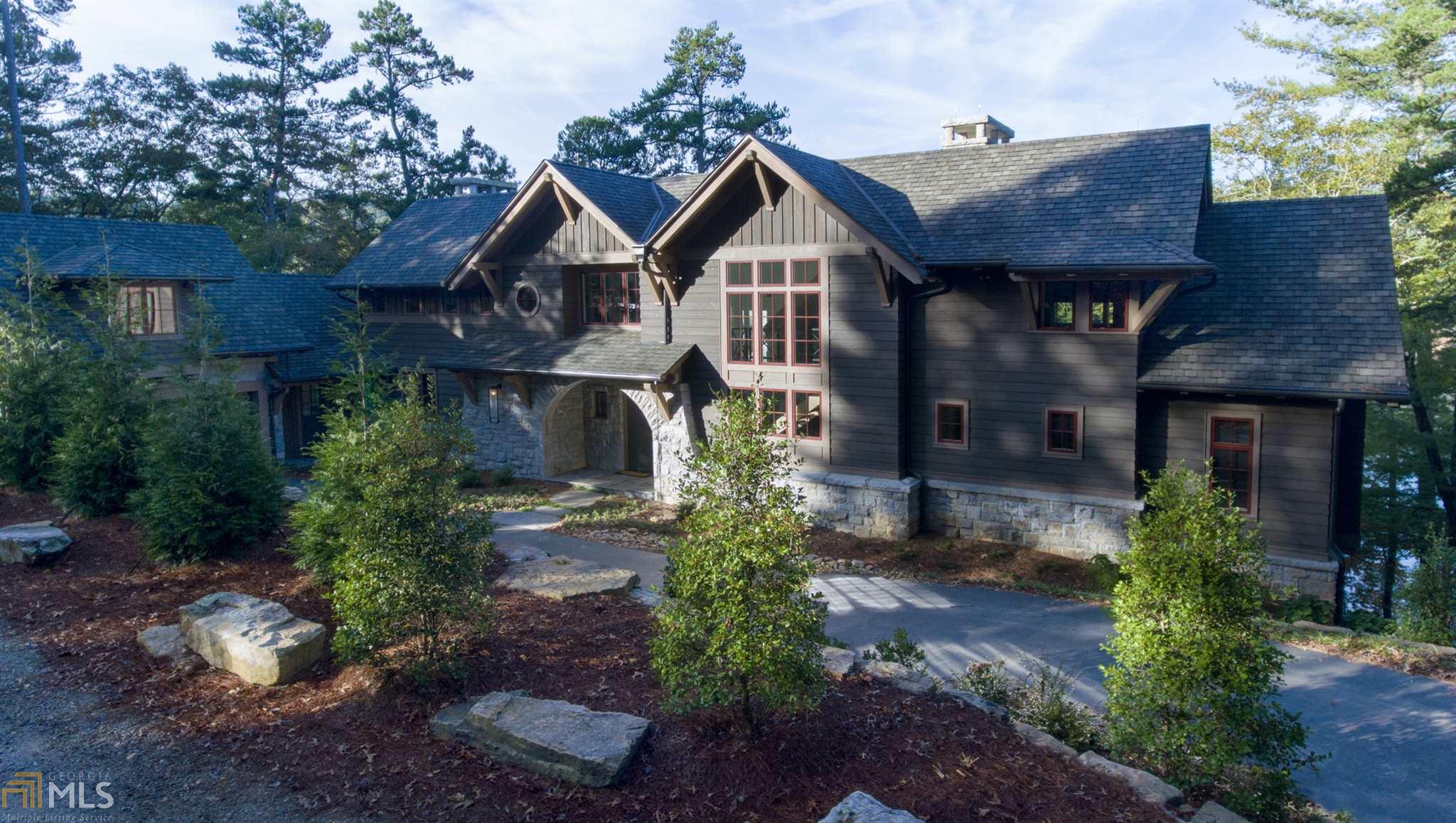 2458 Moccasin Creek Rd