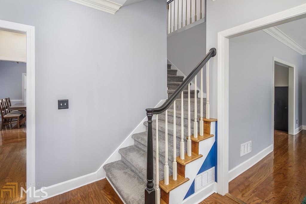 8 Vernon Glen Ct