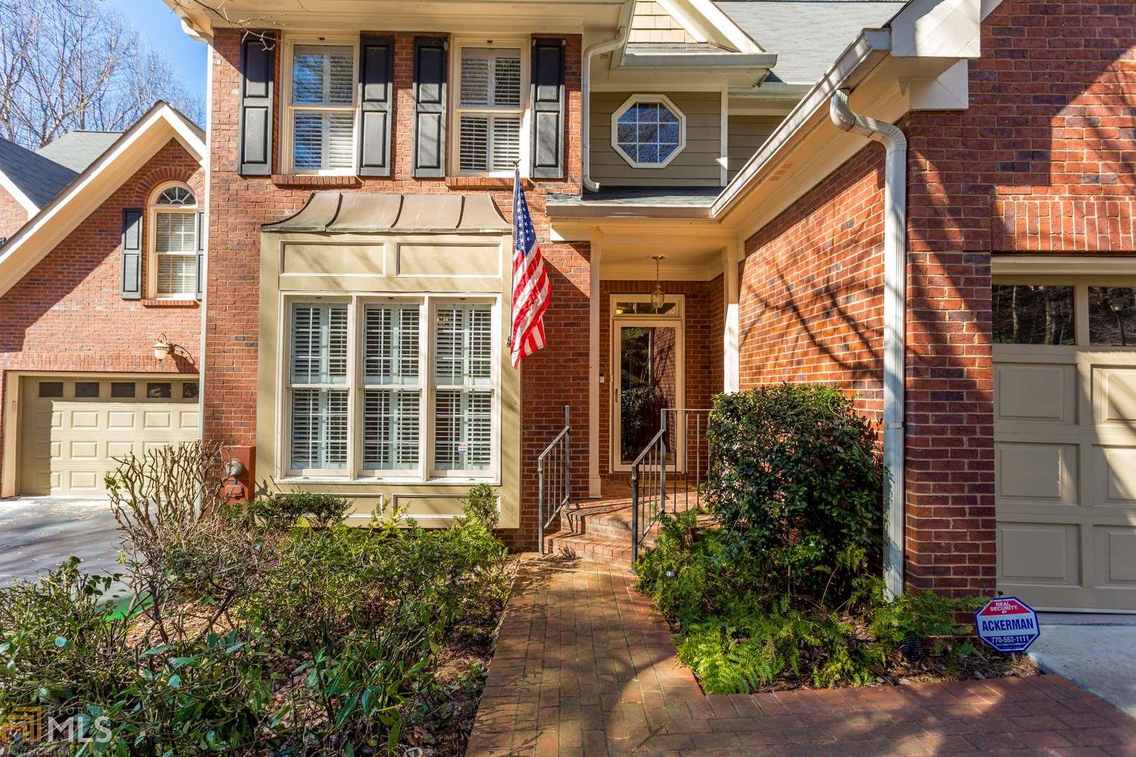 7155 Roswell Rd