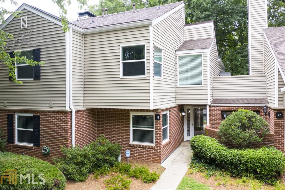 Dunwoody Springs Dr NE
