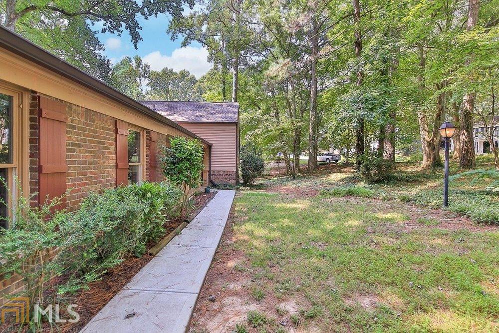 3930 Pheasant Cir SE