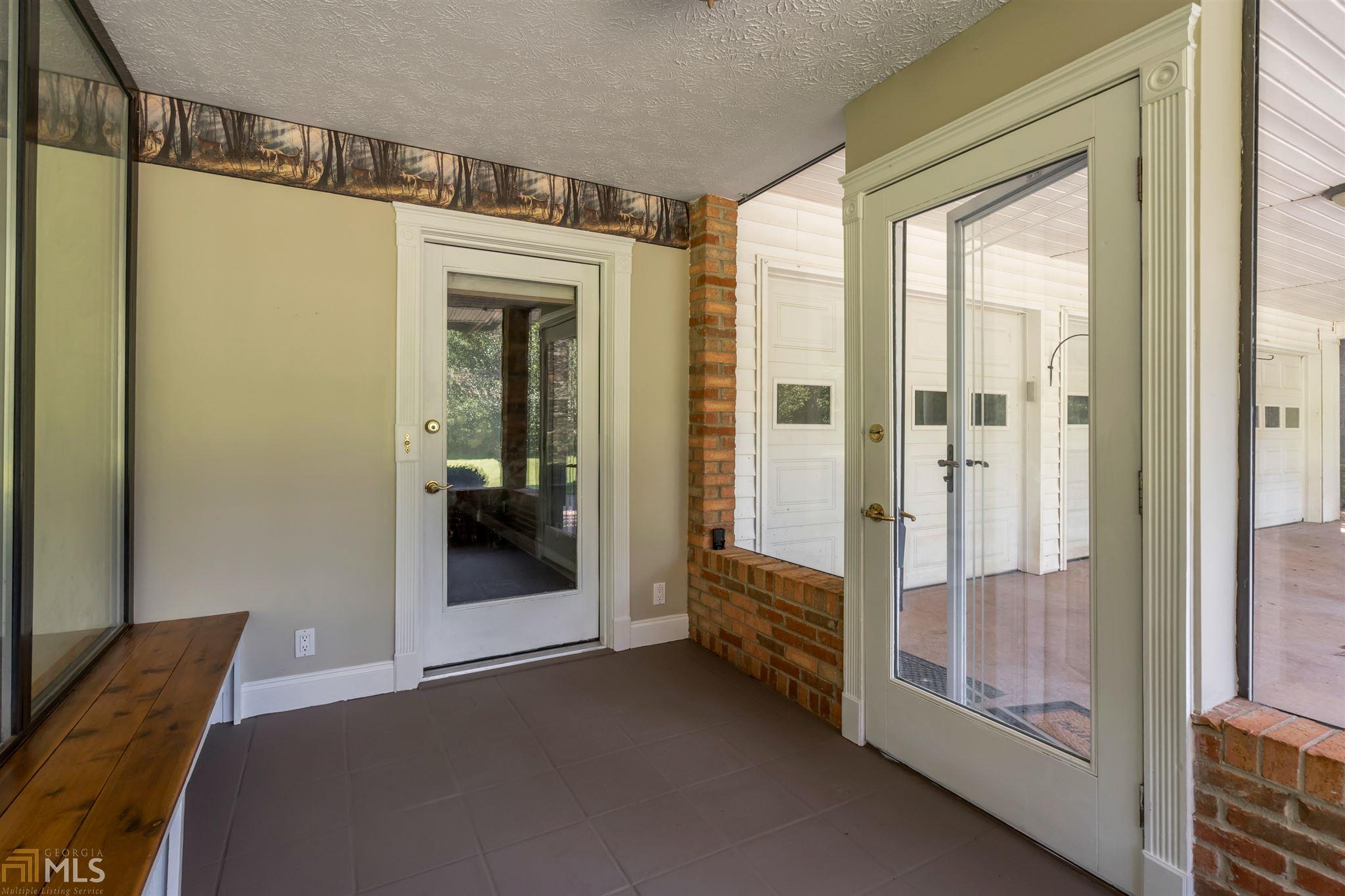 211 Dodge Hill Rd