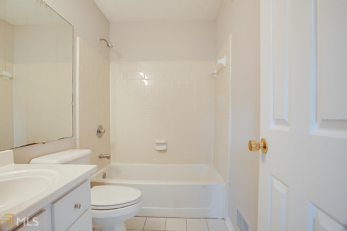 1108 Wedgewood