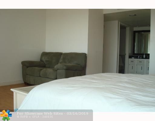 3900 Galt Ocean Dr