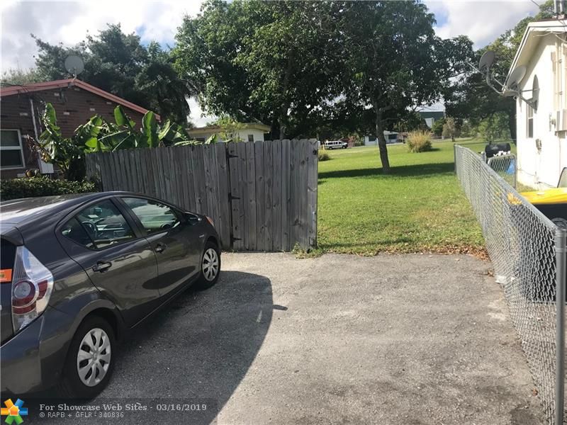 NW 13 Ave