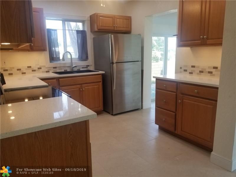 436 NE 25th Ave