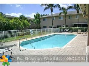 2750 Treasure Cove Cir