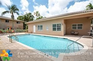 2750 Treasure Cove Cir