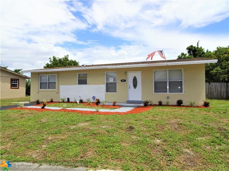921 NE 50th Ct