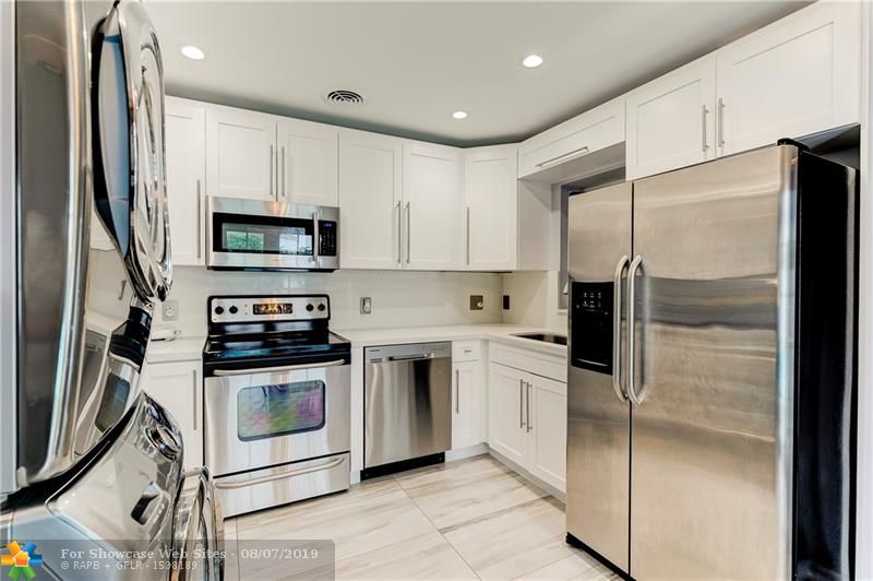 2708 NE 14th Street Cswy