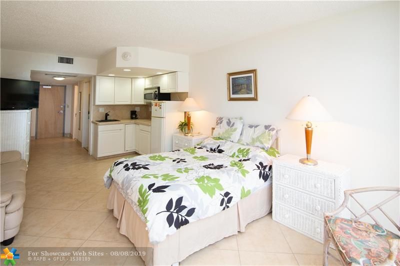 4040 Galt Ocean Dr