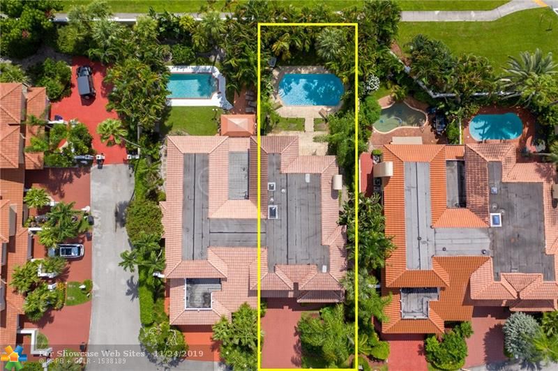 793 Villa Portofino Cir