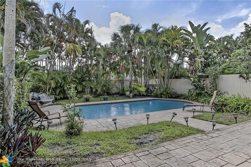 793 Villa Portofino Cir