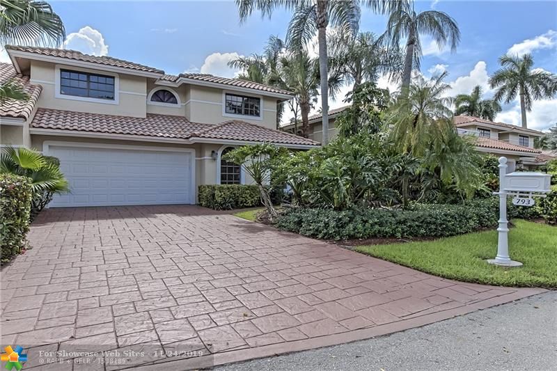 793 Villa Portofino Cir