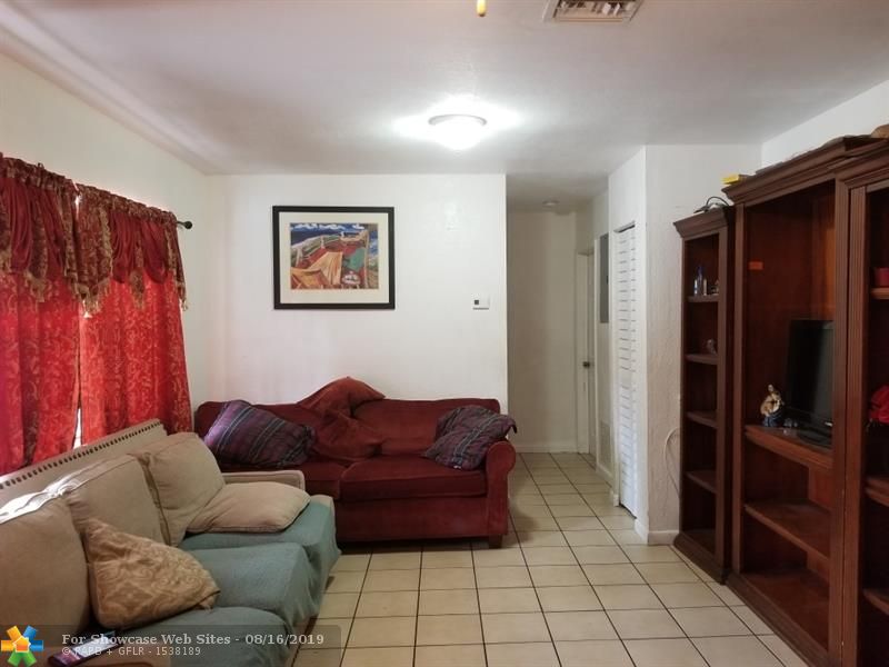 179 NW 40th Ct