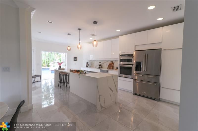 23299 Mirabella Cir