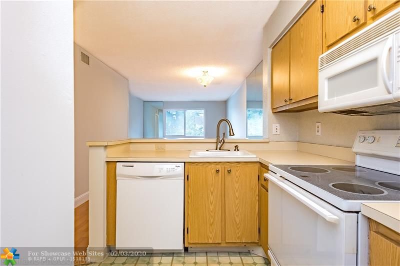 2104 S Cypress Bend Dr