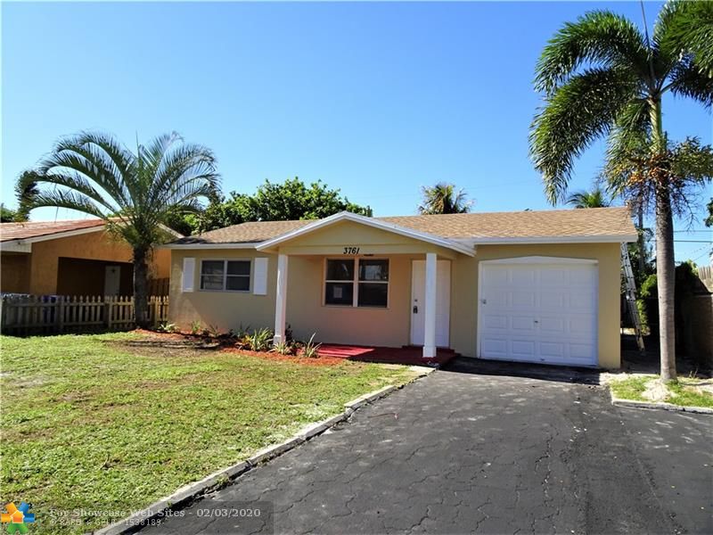3761 NE 12th Ter