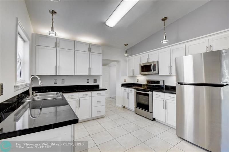 1620 N Victoria Park Rd