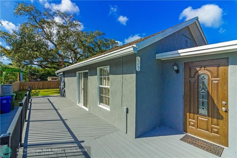 1517 SW 30th Ter