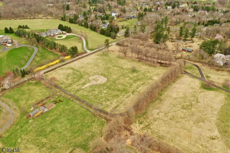 48 Prentice Ln
