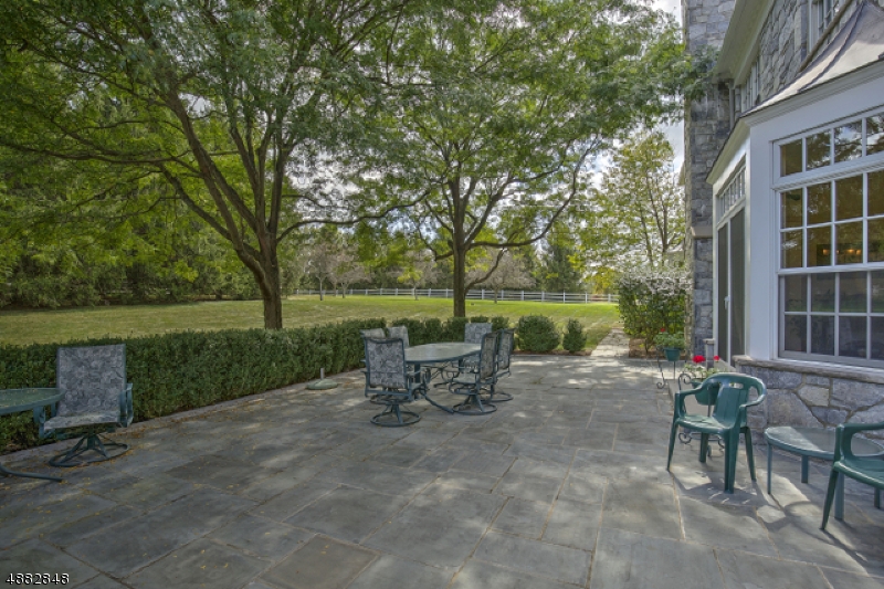 67 Chapin Rd