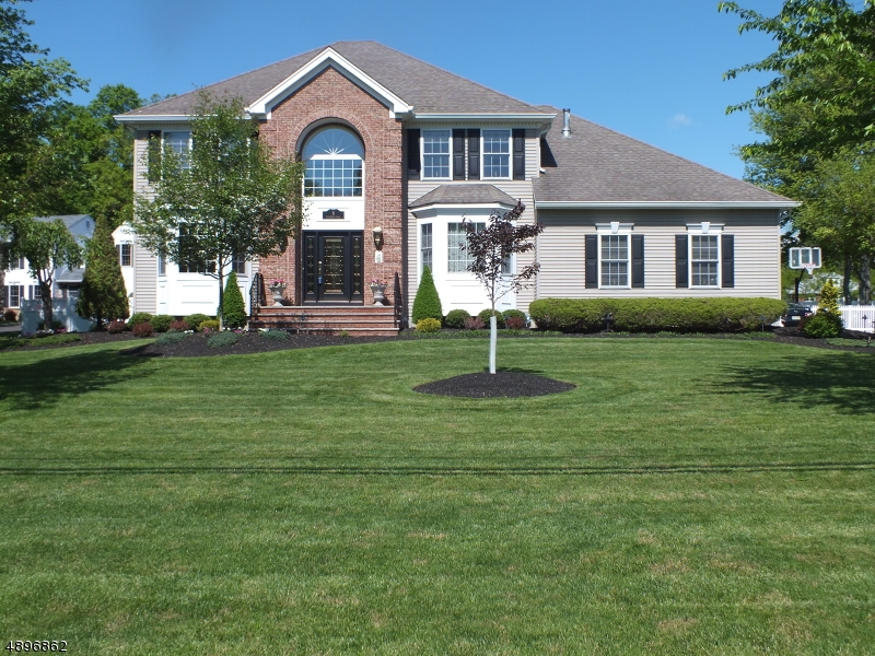 8 Boulevard Rd