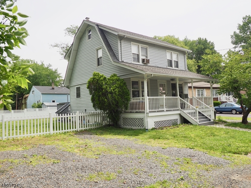 11 Pine Brook Rd