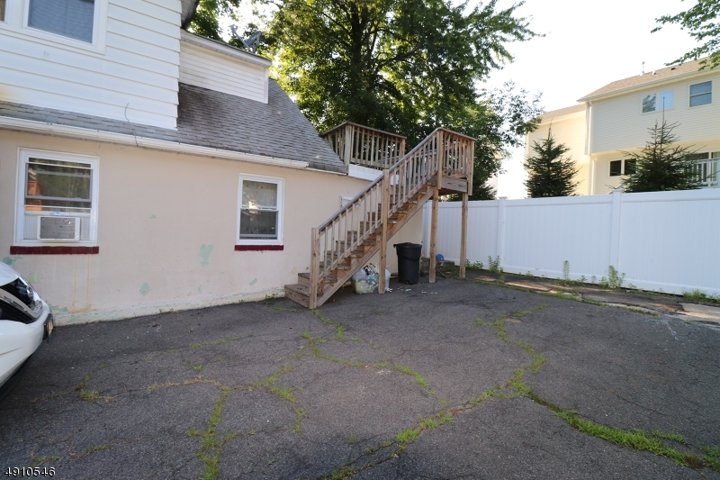 5 Georgene Ct