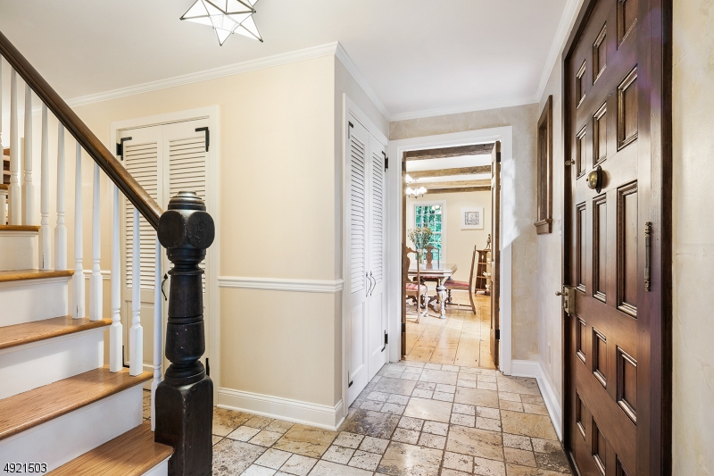 30 Woodland Rd